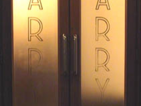 HARRY'S BAR ENTRACE DOOR